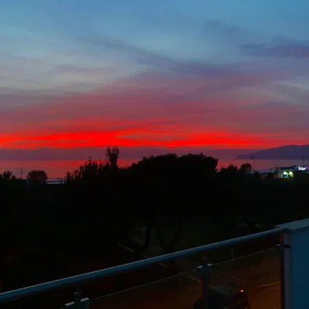 Dove Il Tramonto Incontra Il Mare, Attico Panoramico A Due Passi Dalla * Minturno